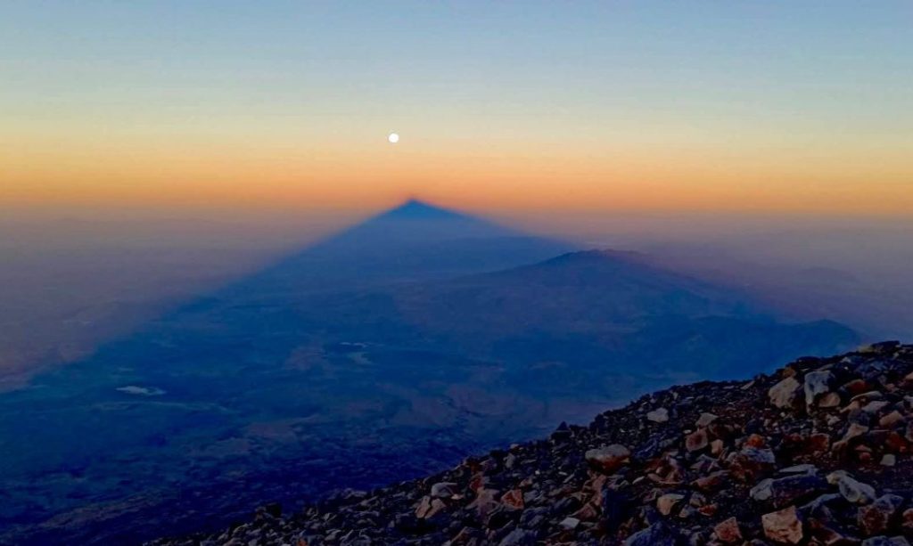 Ararat trek expeditions
